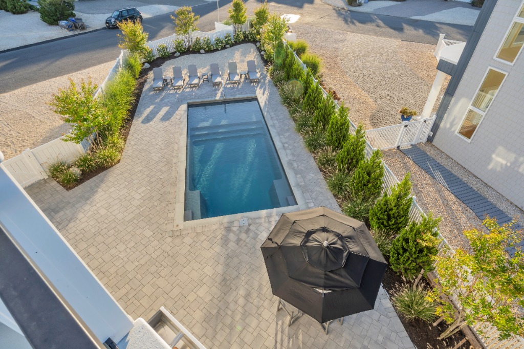 Brand New Bayfront Pool - Harvey Cedars